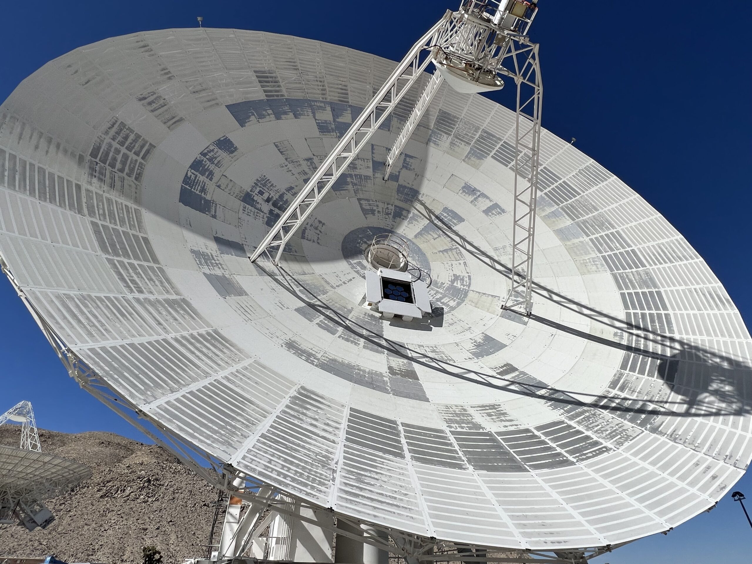 NASA’s New Experimental Antenna Tracks Deep Space Laser