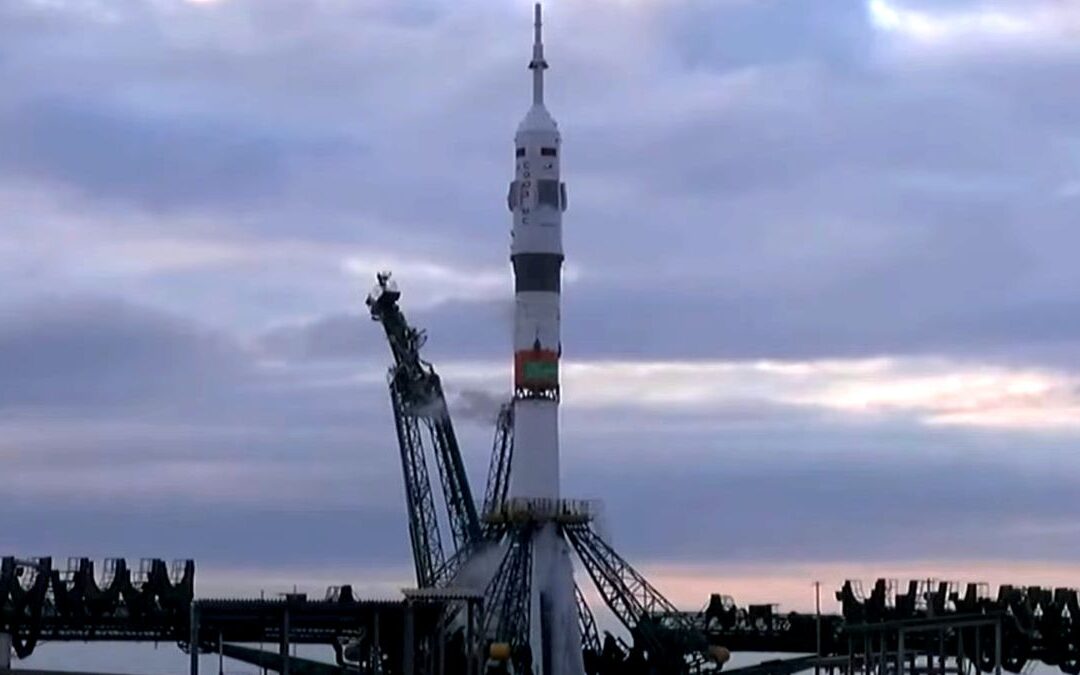 Russian Soyuz rocket suffers rare last-minute abort during launch of 3 astronauts to ISS (video)